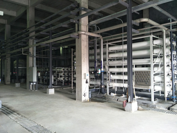 造紙廠污水怎么處理？污水處理設備來幫您！
